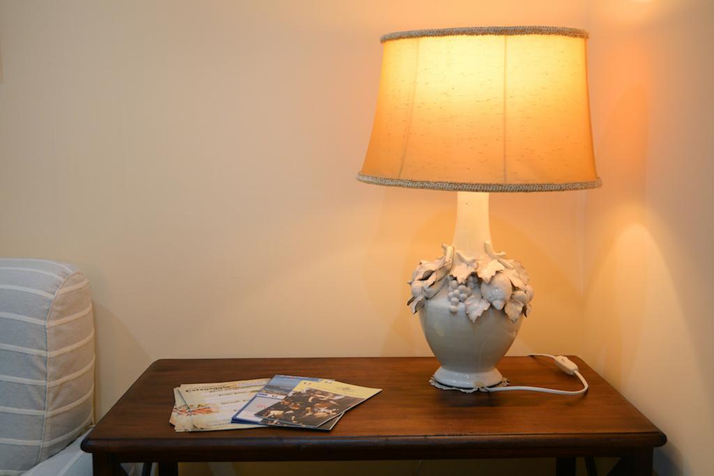 Donnaregina Boutique Apartment ナポリ エクステリア 写真