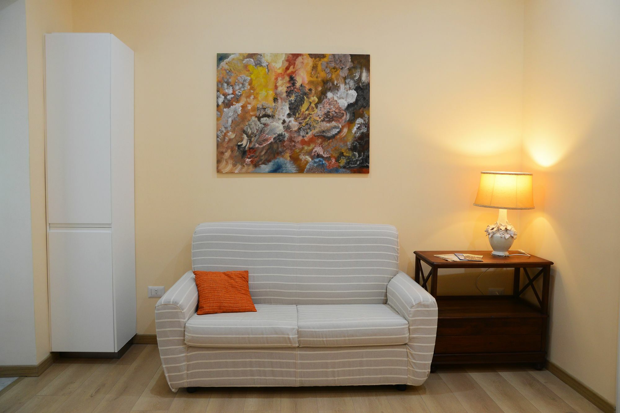 Donnaregina Boutique Apartment ナポリ エクステリア 写真